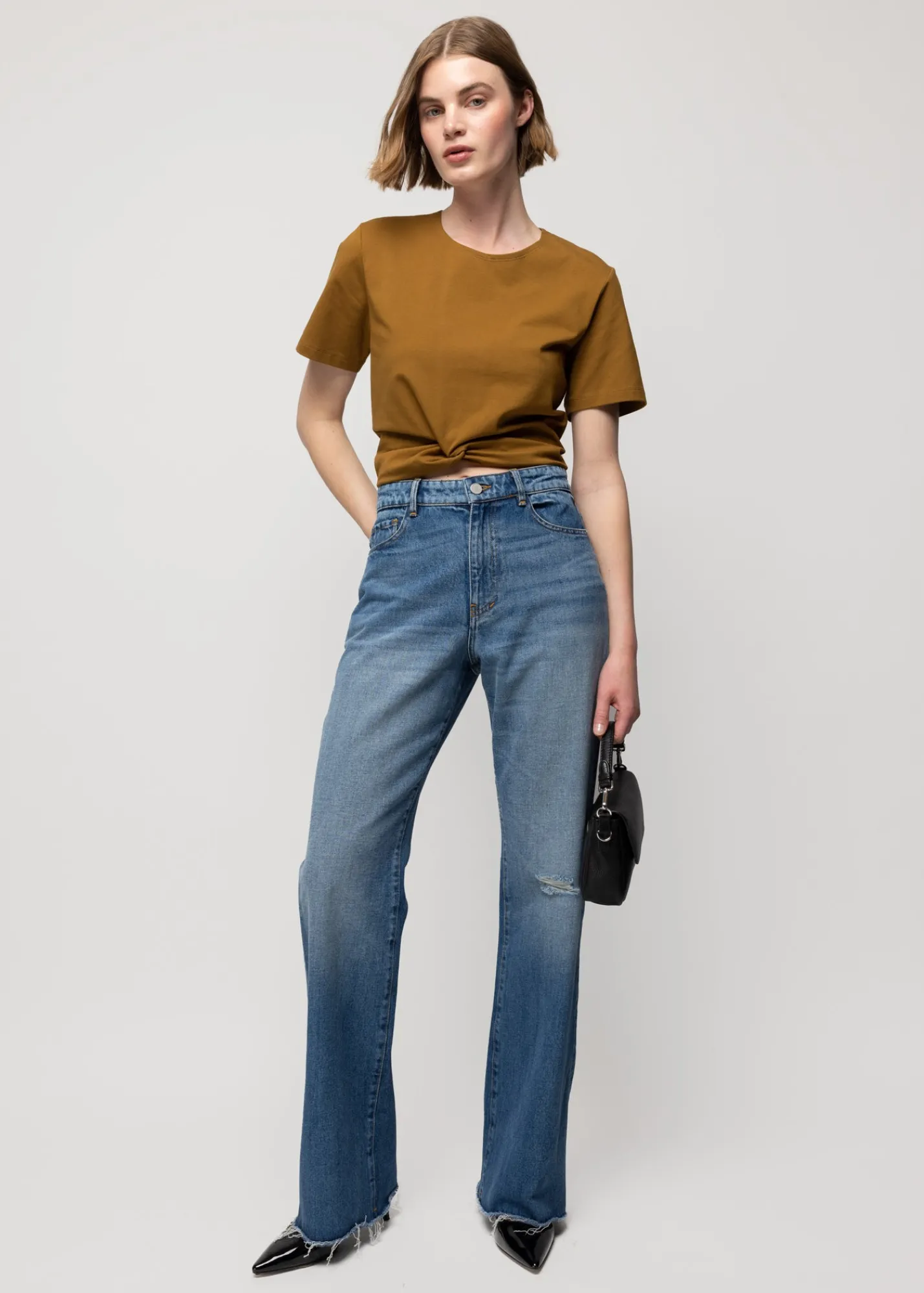 Cropped Shirt Met Knoopdetail*Vanilia Clearance