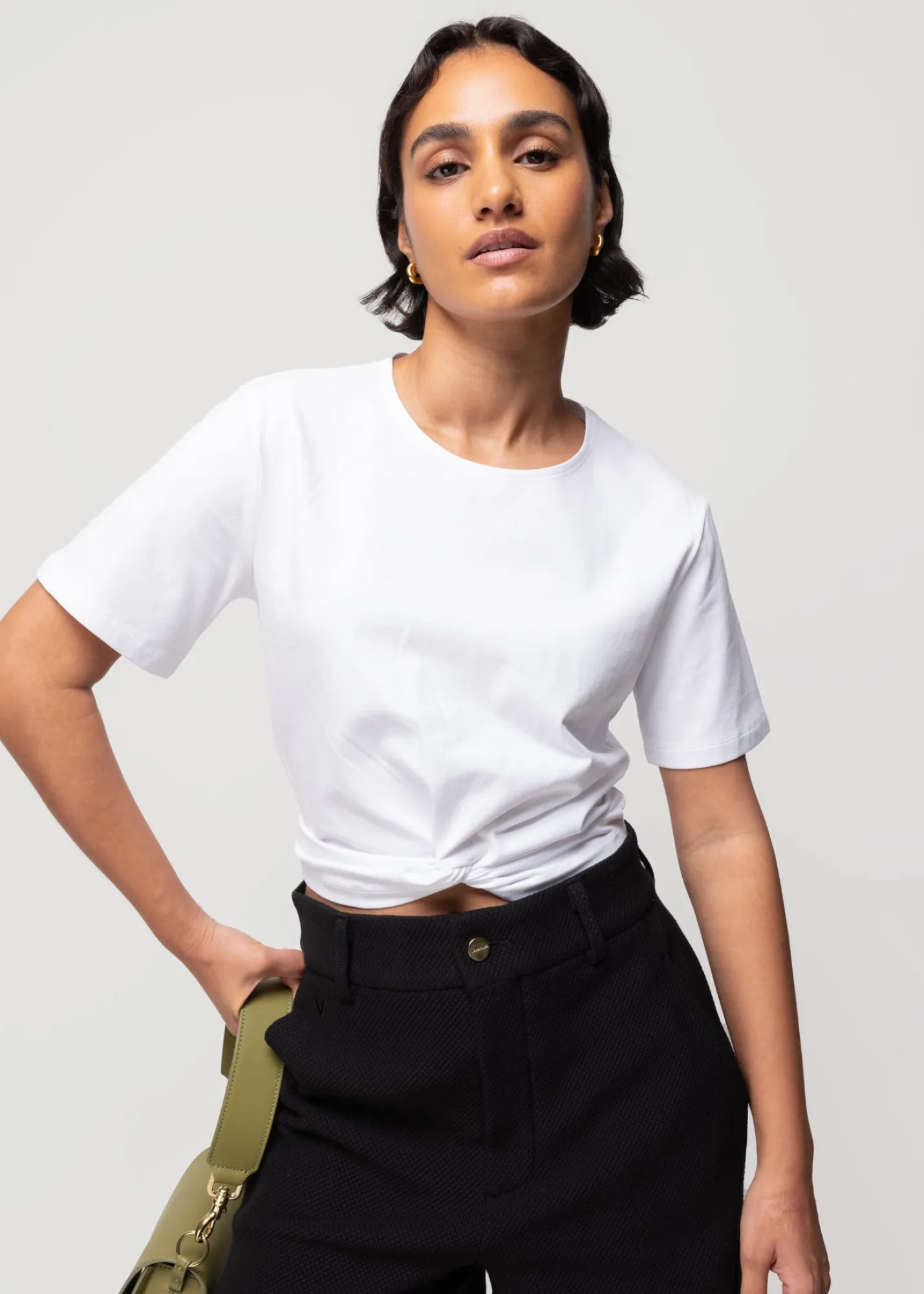 cropped_shirt_met_knoopdetail_5-2.webp Cropped Shirt Met Knoopdetail*Vanilia Online