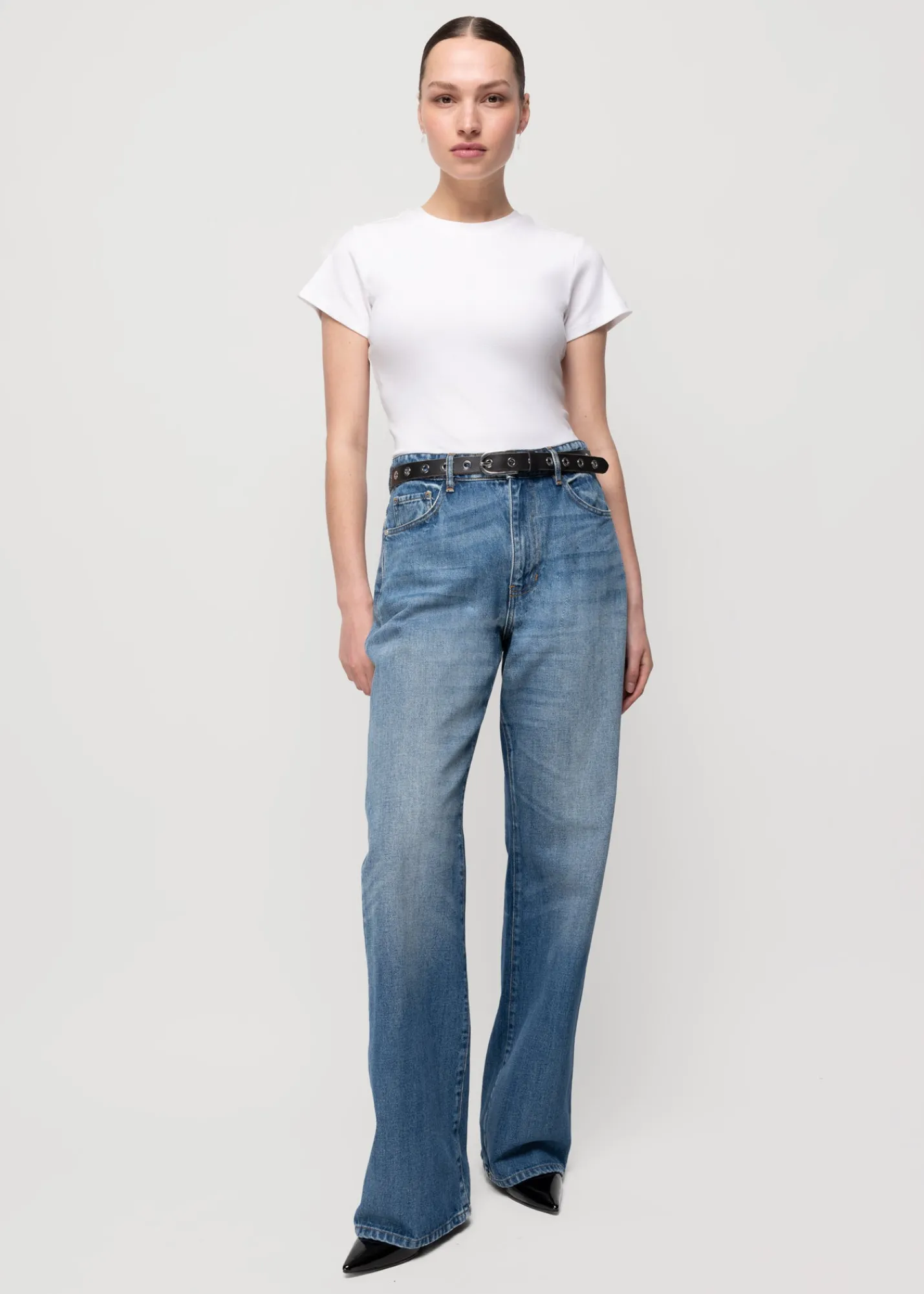 high_waist_jeans_straight_fit_5.webp High Waist Jeans Straight Fit*Vanilia Online