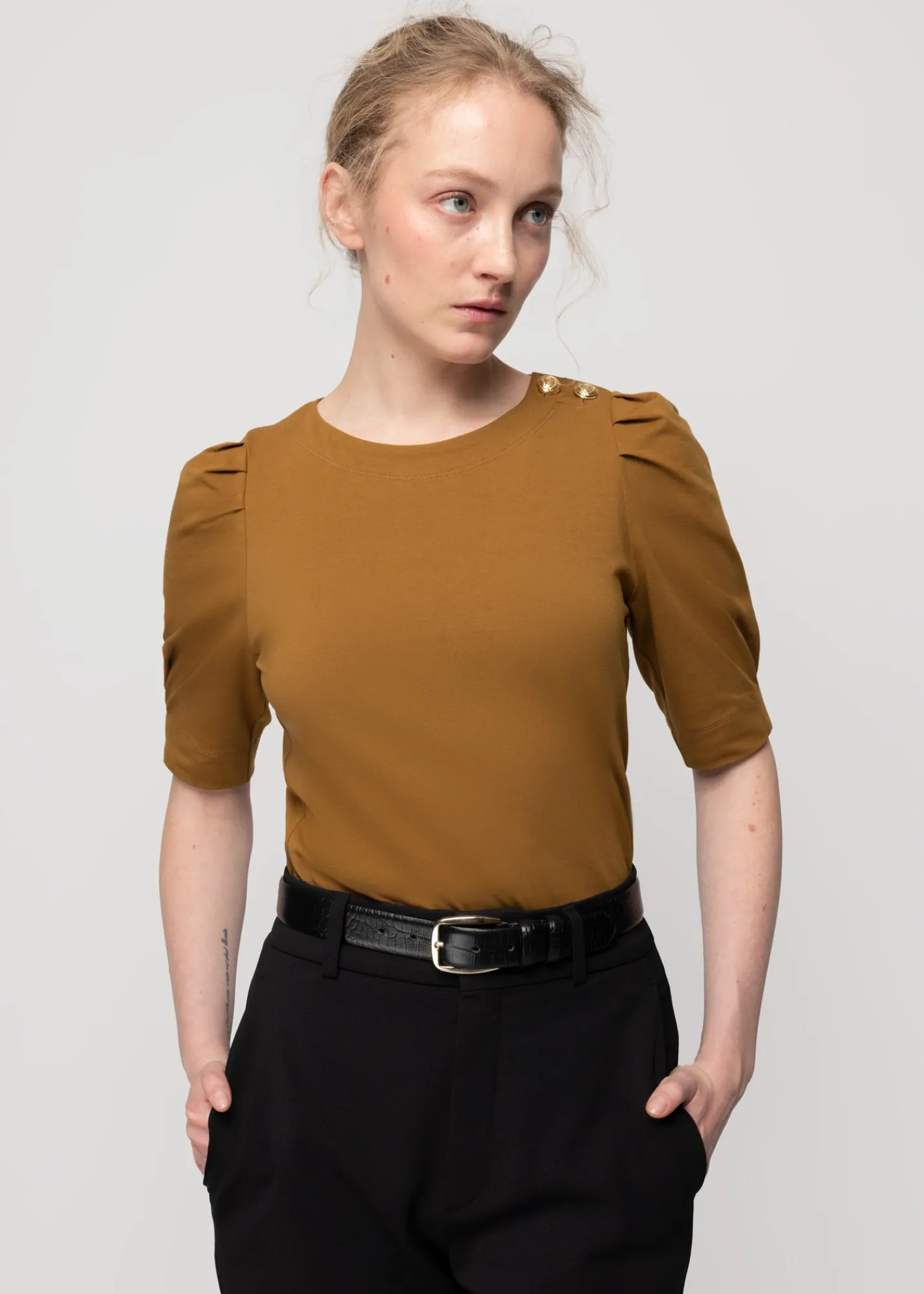 katoenen_top_met_pofmouw_5-1.webp Katoenen Top Met Pofmouw*Vanilia Cheap