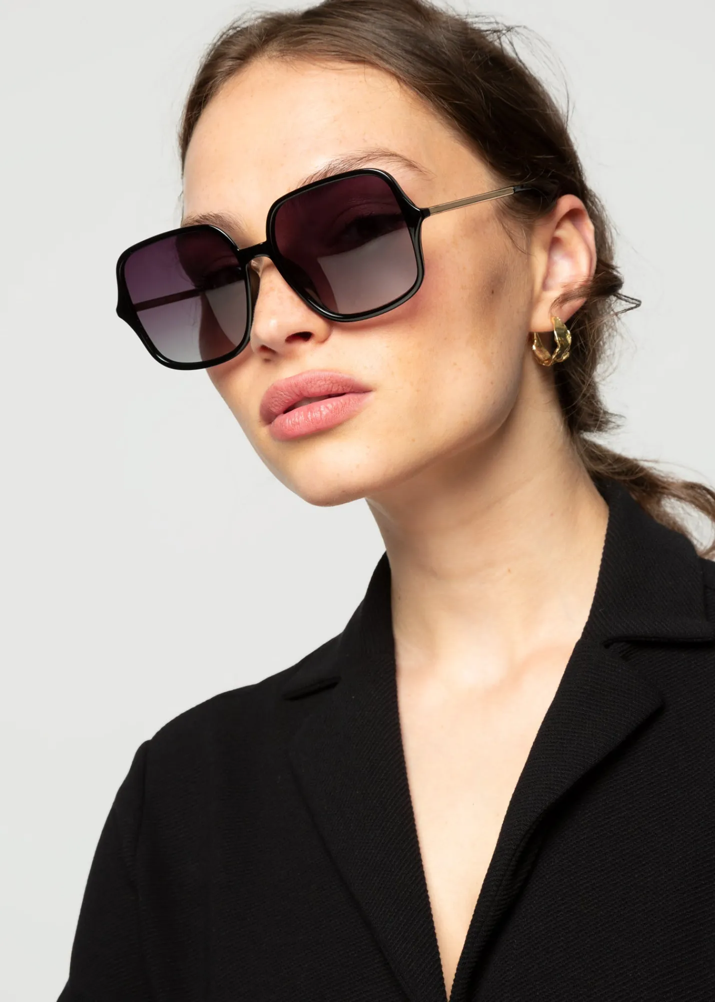 le_specs_zonnebril_hey_hunni_polar_2.webp Le Specs Zonnebril Hey Hunni Polar*Vanilia Fashion