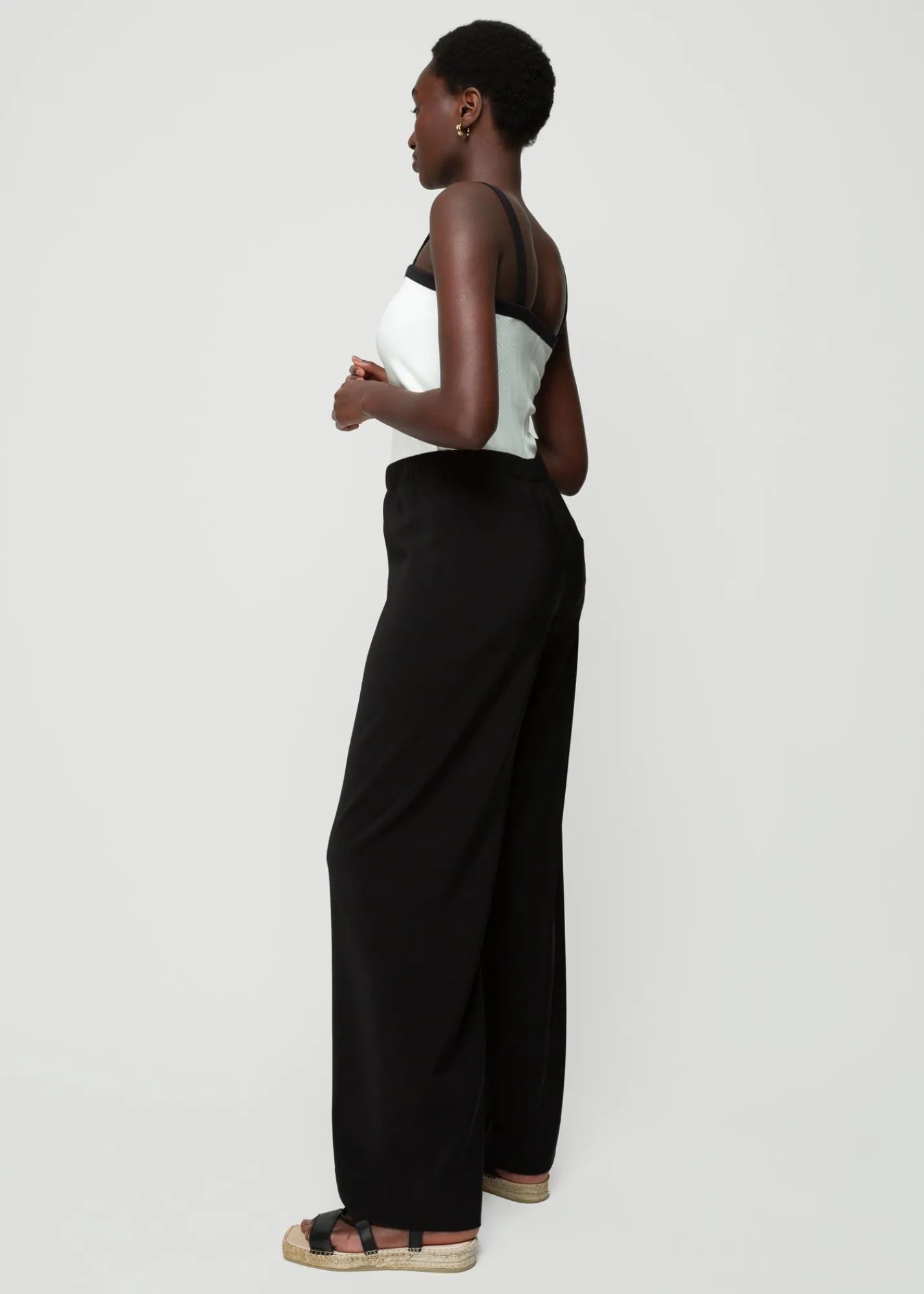 rib_top_met_contrastboorden_2.webp Rib Top Met Contrastboorden*Vanilia Cheap