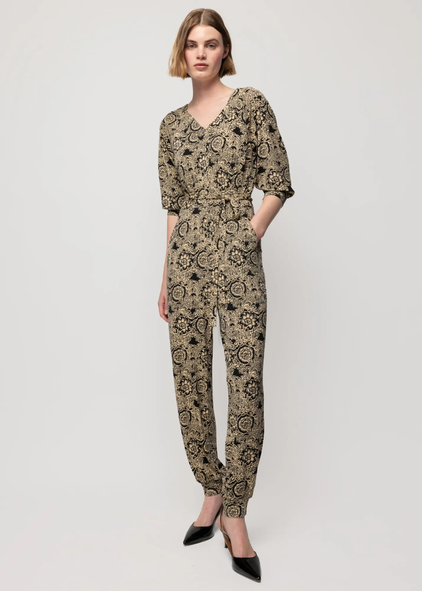 tricot_jumpsuit_met_ikat_print_5.webp Tricot Jumpsuit Met Ikat Print*Vanilia Shop