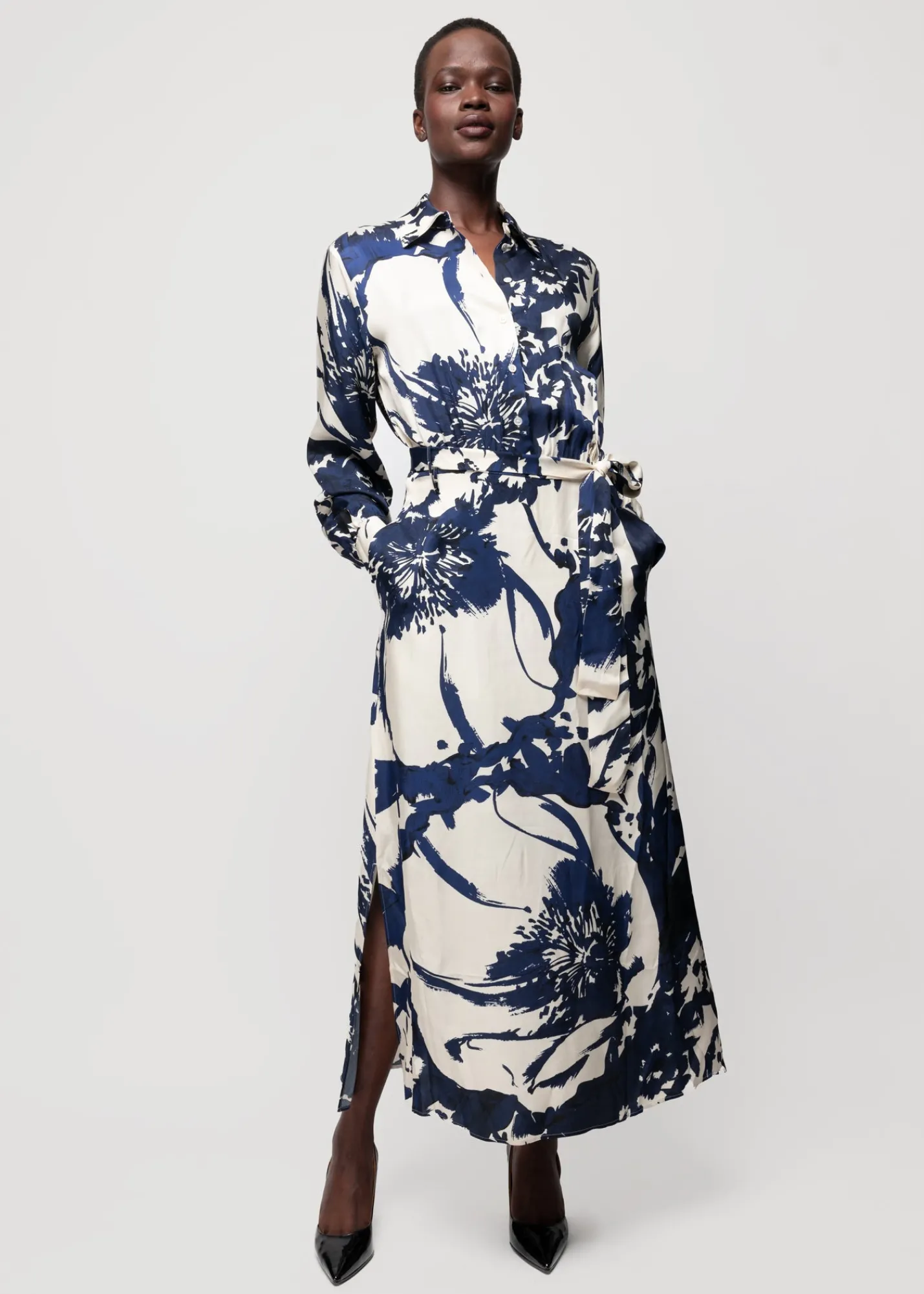 viscose_maxijurk_met_bloemen_4.webp Viscose Maxi-Jurk Met Bloemen*Vanilia Cheap
